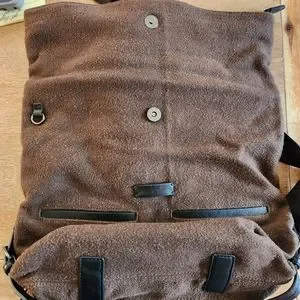 Sherpani | Bags | Sherpani Olive Green Wool Backaback | Poshmark display picture 3